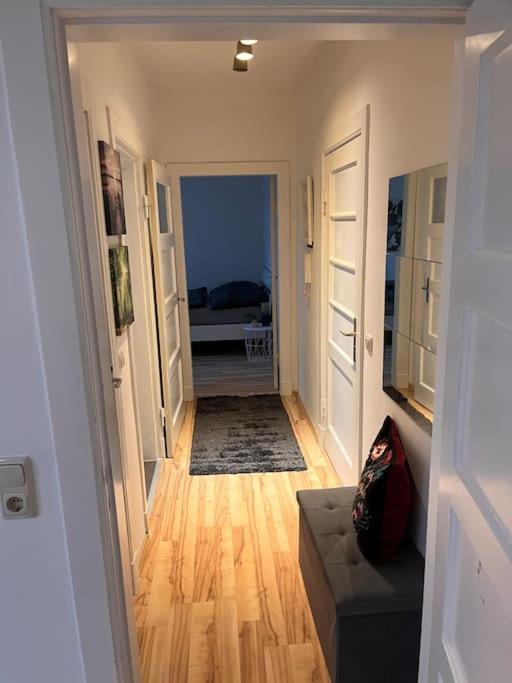 Tolles Appartement, Zentrumsnahe 2 Schlafzimmer Apartment *